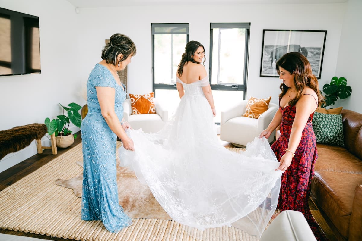 A Romantic Spring Wedding at Stonewall Ranch Malibu 4