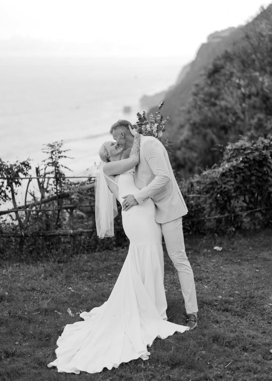 A Modern Summer Wedding at Alila Villa Uluwatu photo 1