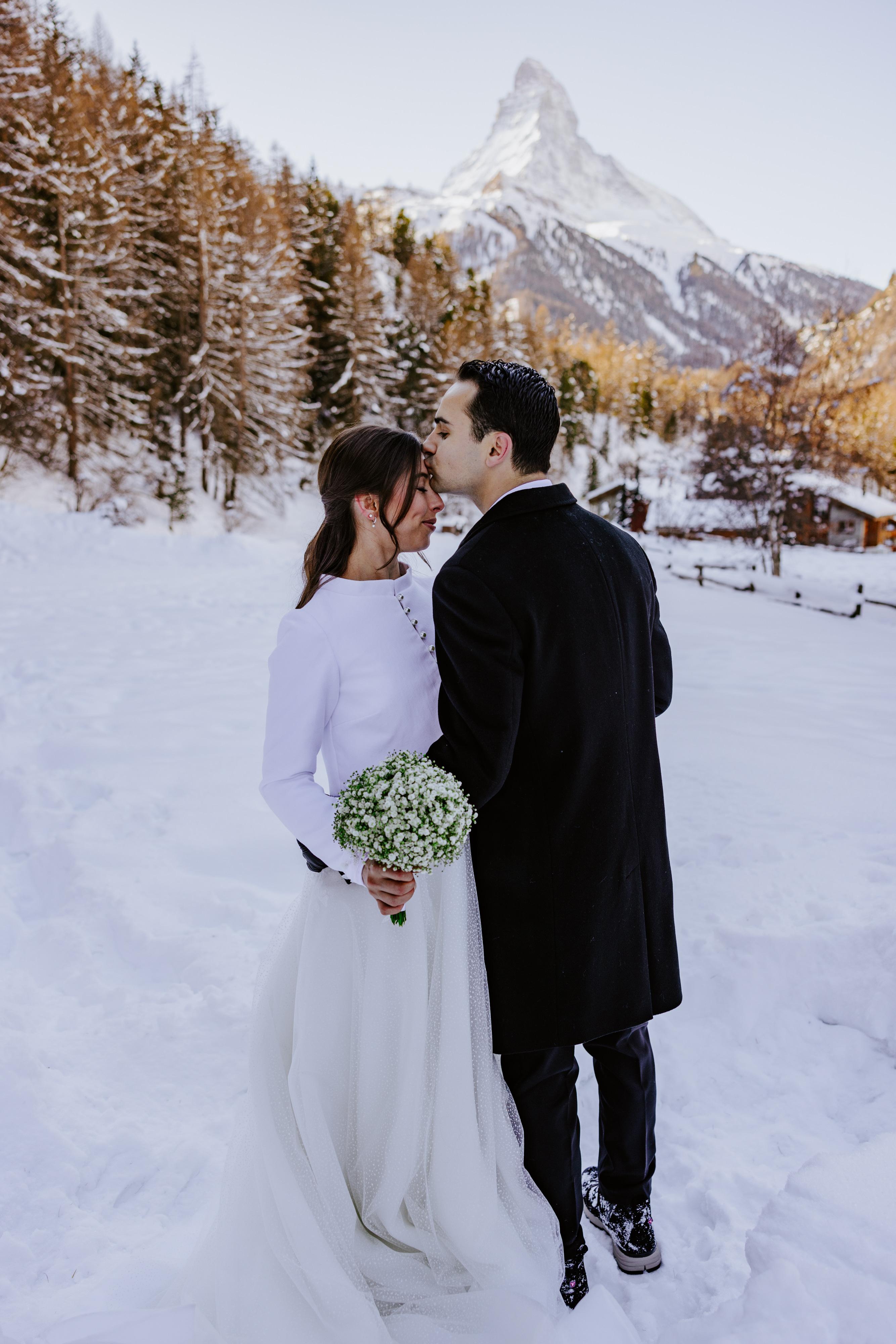 A Romantic Winter Wedding in Zermatt photo 5