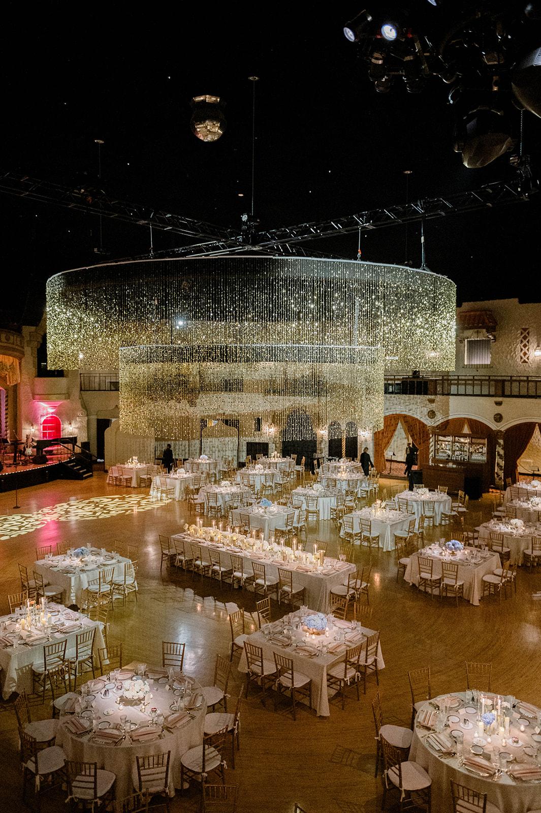 A Glamorous Fall Wedding at the Indiana Roof Ballroom 93