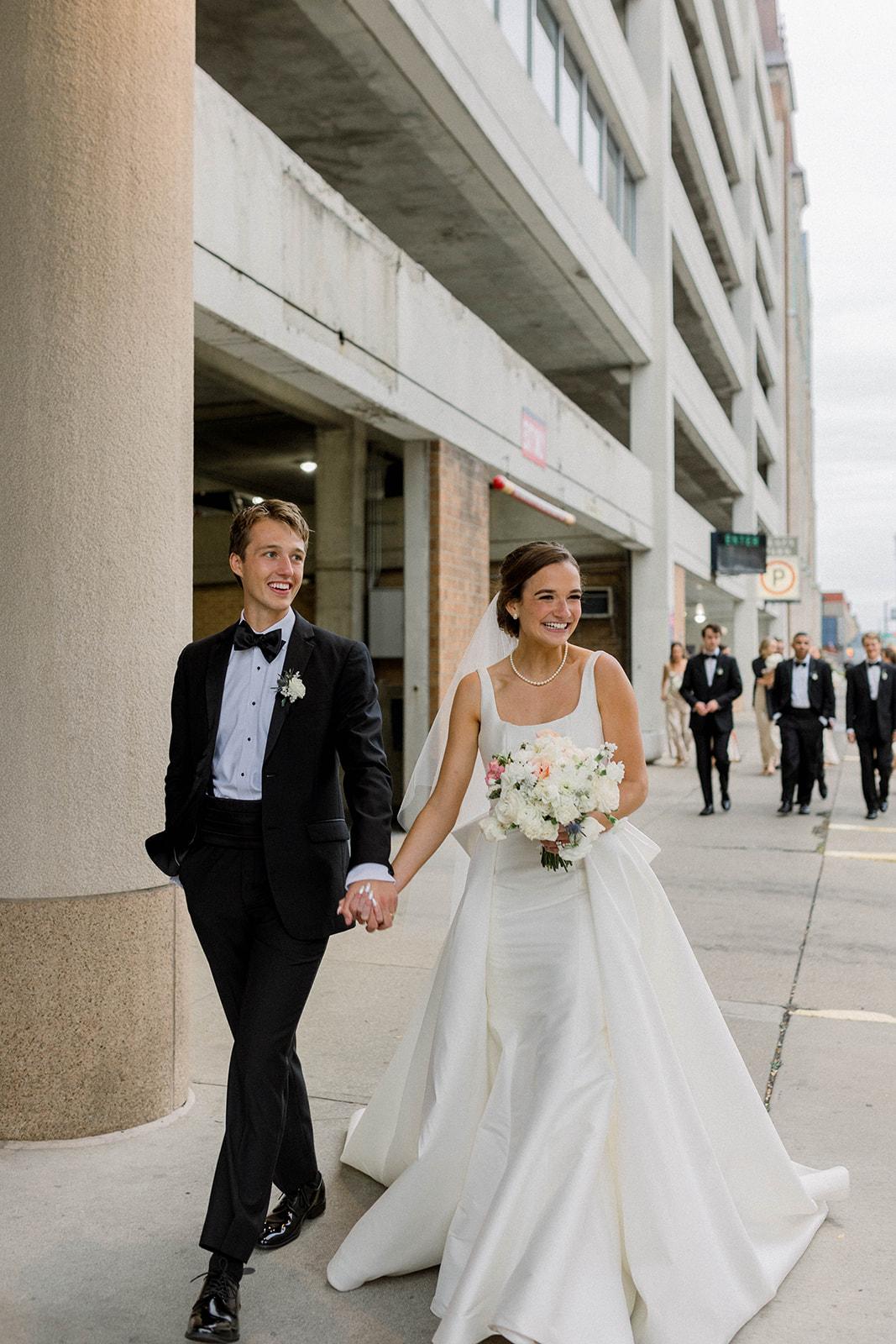 A Glamorous Fall Wedding at the Indiana Roof Ballroom 41