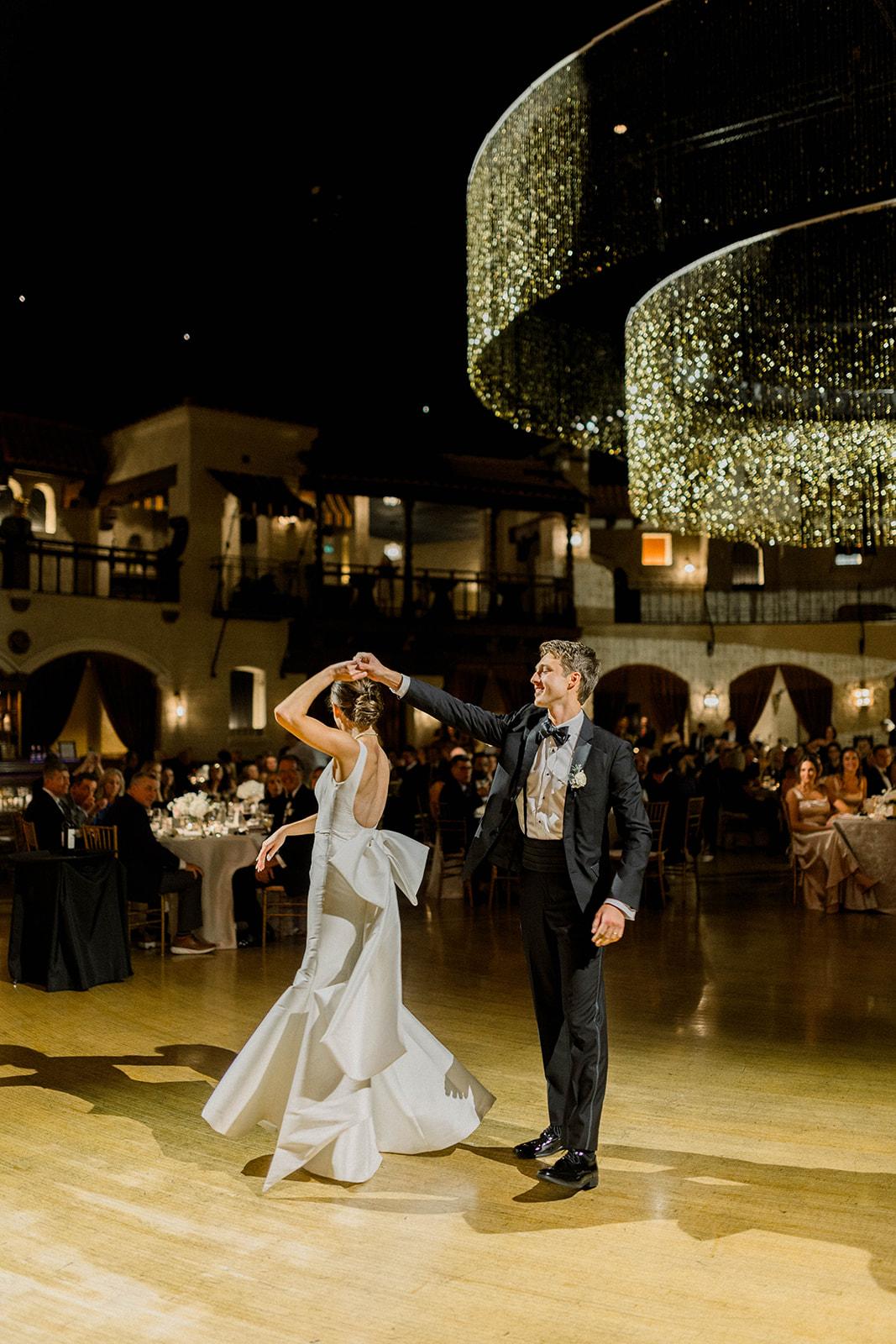 A Glamorous Fall Wedding at the Indiana Roof Ballroom 60