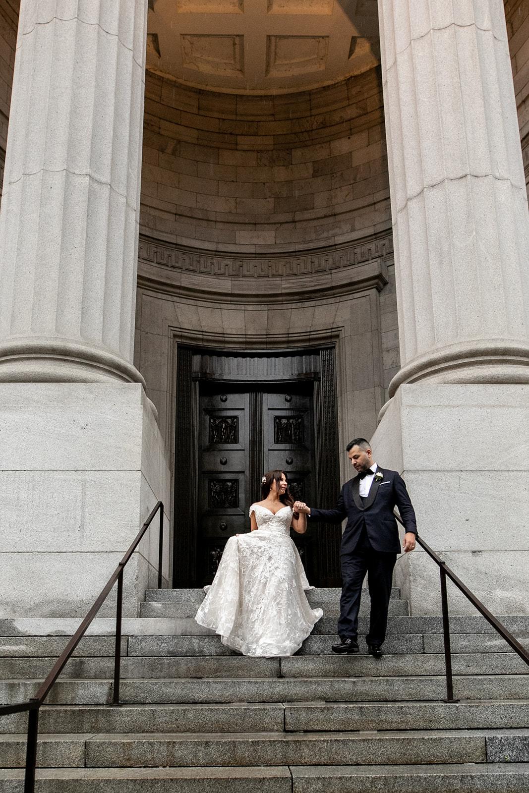 A Glamorous Summer Wedding at the Notre-Dame Basilica 58