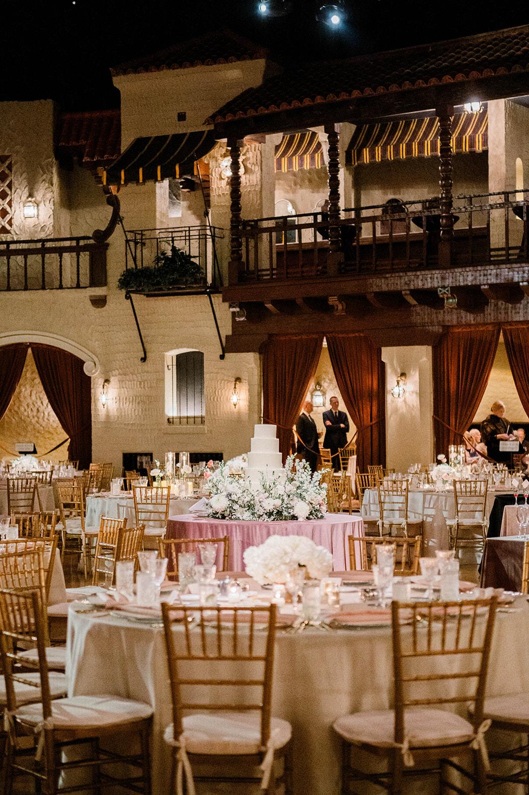 A Glamorous Fall Wedding at the Indiana Roof Ballroom 104