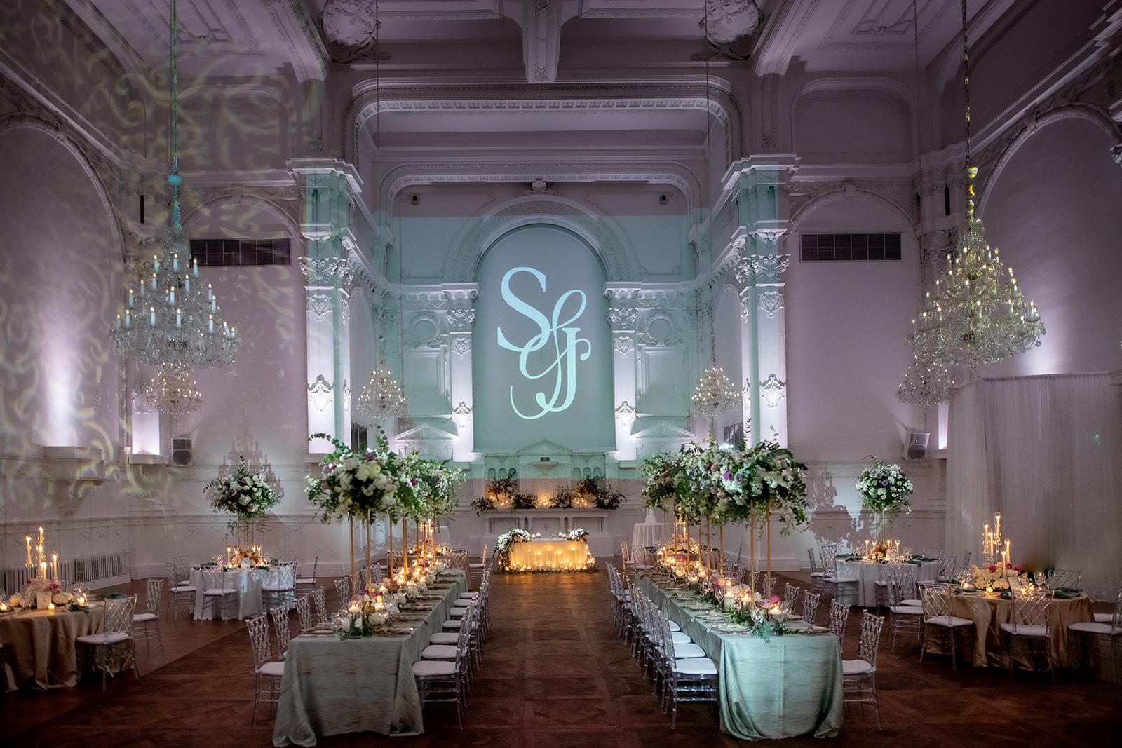 A Glamorous Summer Wedding at the Notre-Dame Basilica 60