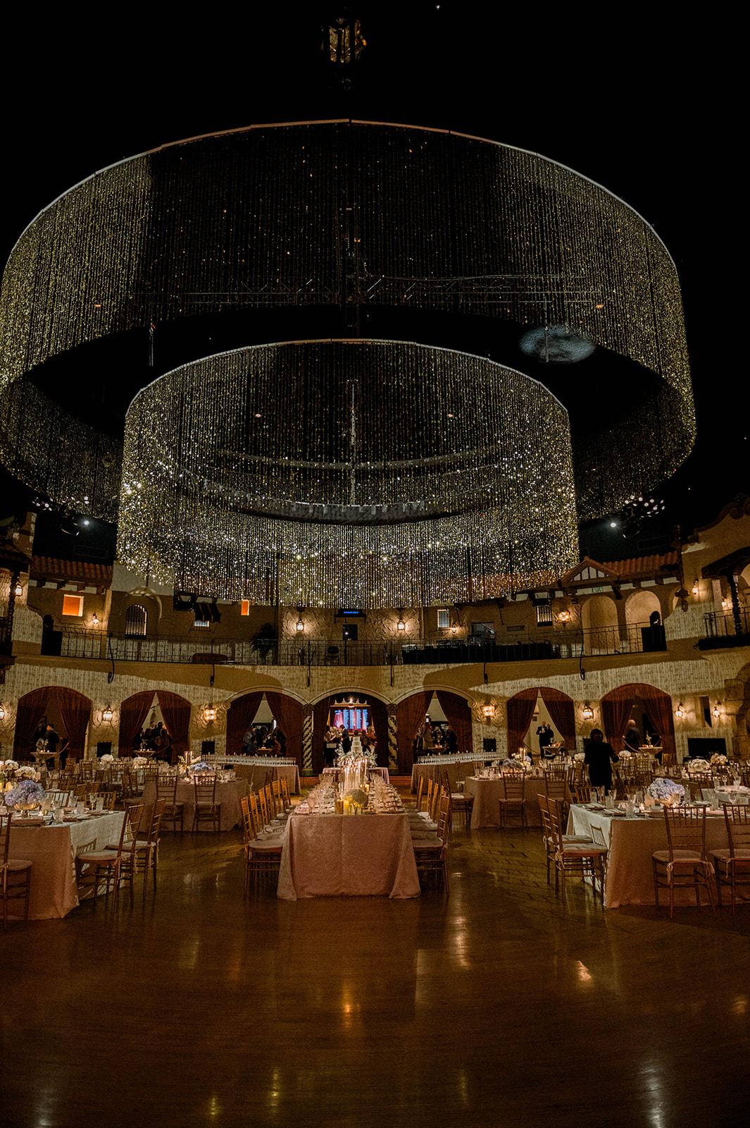 A Glamorous Fall Wedding at the Indiana Roof Ballroom 75