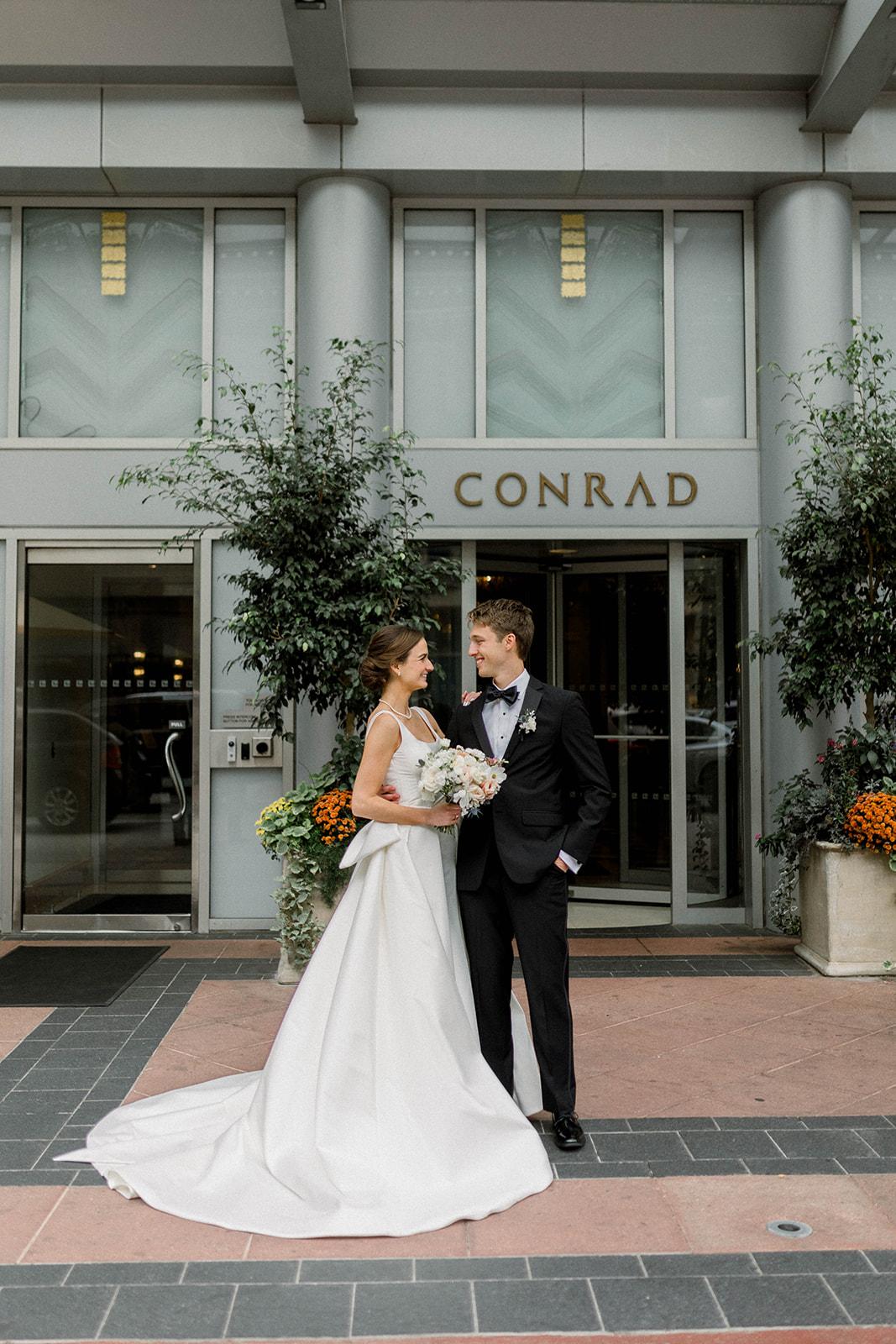 A Glamorous Fall Wedding at the Indiana Roof Ballroom 29