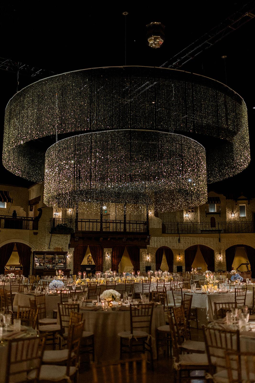 A Glamorous Fall Wedding at the Indiana Roof Ballroom 81