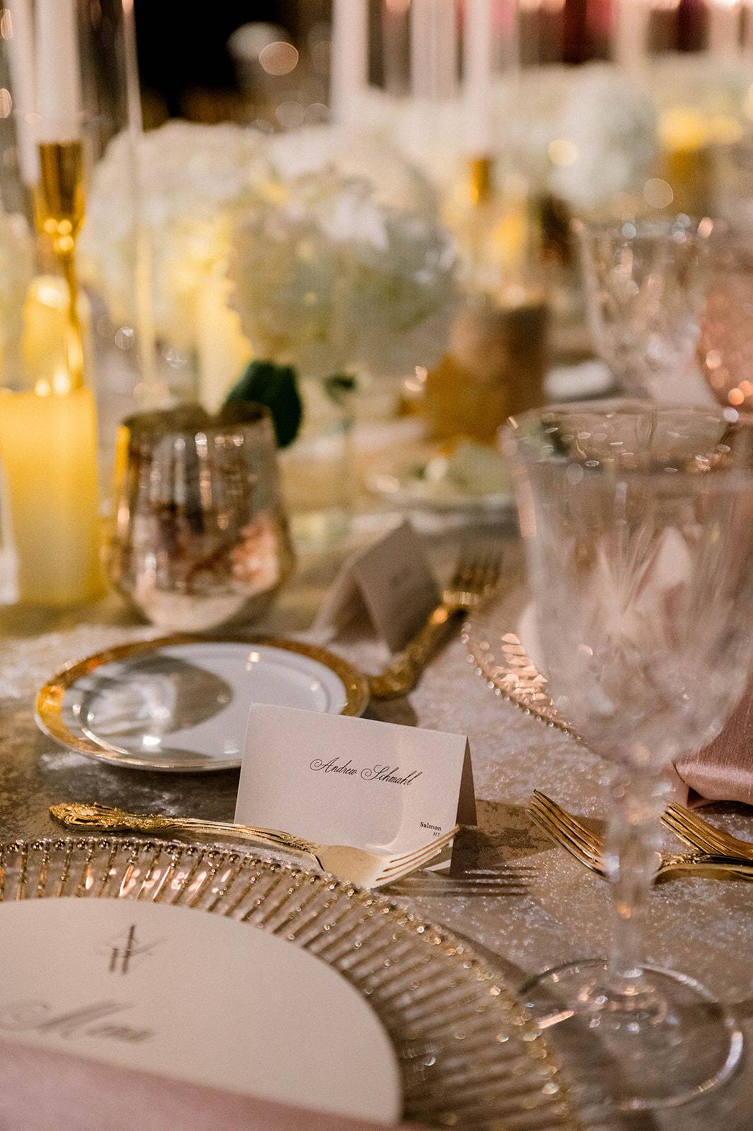 A Glamorous Fall Wedding at the Indiana Roof Ballroom 37