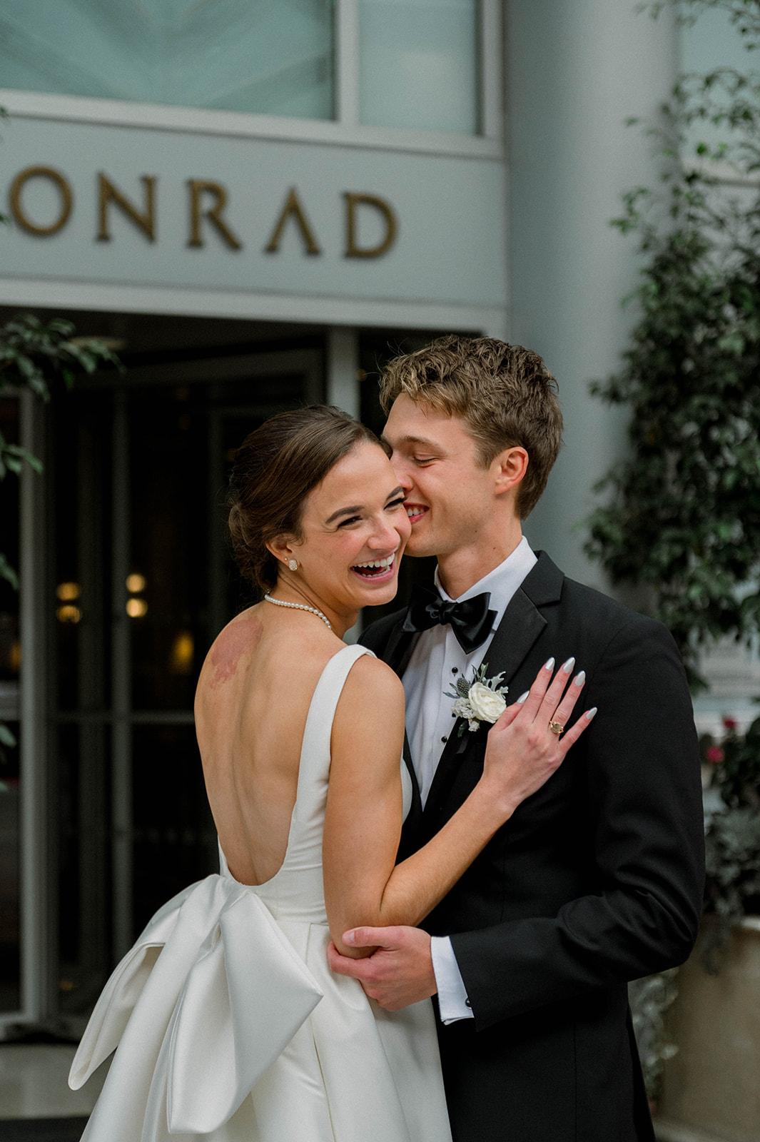 A Glamorous Fall Wedding at the Indiana Roof Ballroom 4