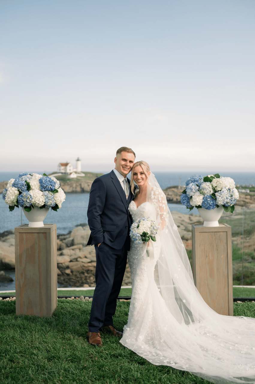 A Classic Summer Wedding at The Viewpoint Hotel