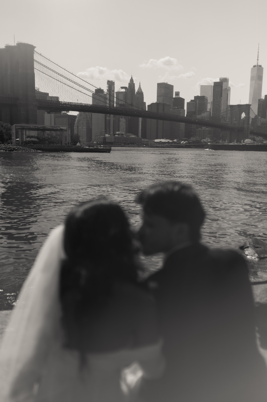 A Non-Traditional Summer Wedding at the Manhattan Municipal Building photo 3