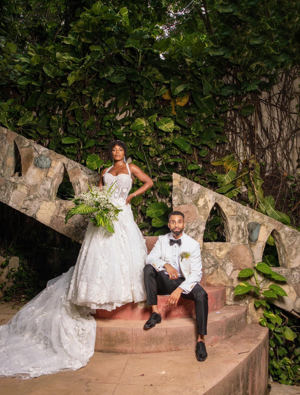 A Glamorous Summer Wedding at the Patoo Castle 49