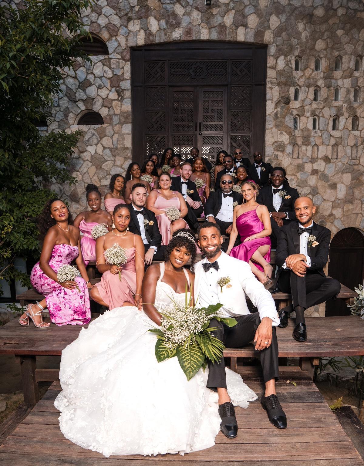 A Glamorous Summer Wedding at the Patoo Castle 38