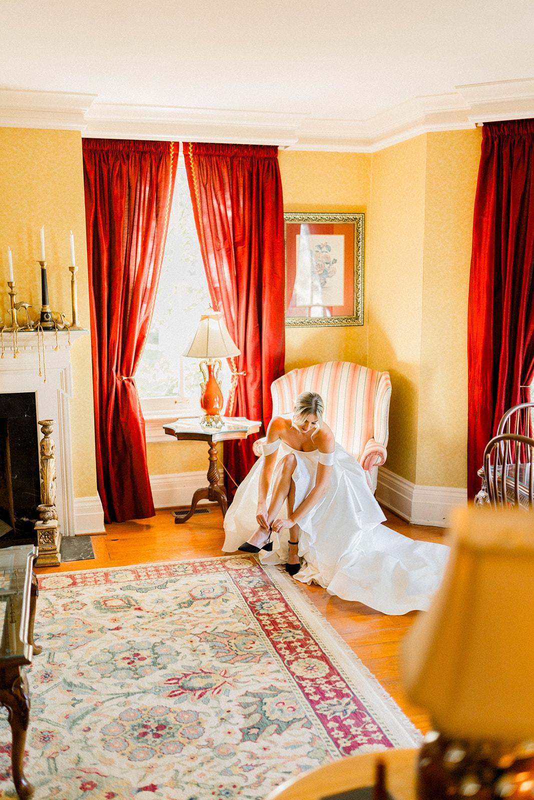 A Rustic Fall Wedding at the Richwood on the River 81