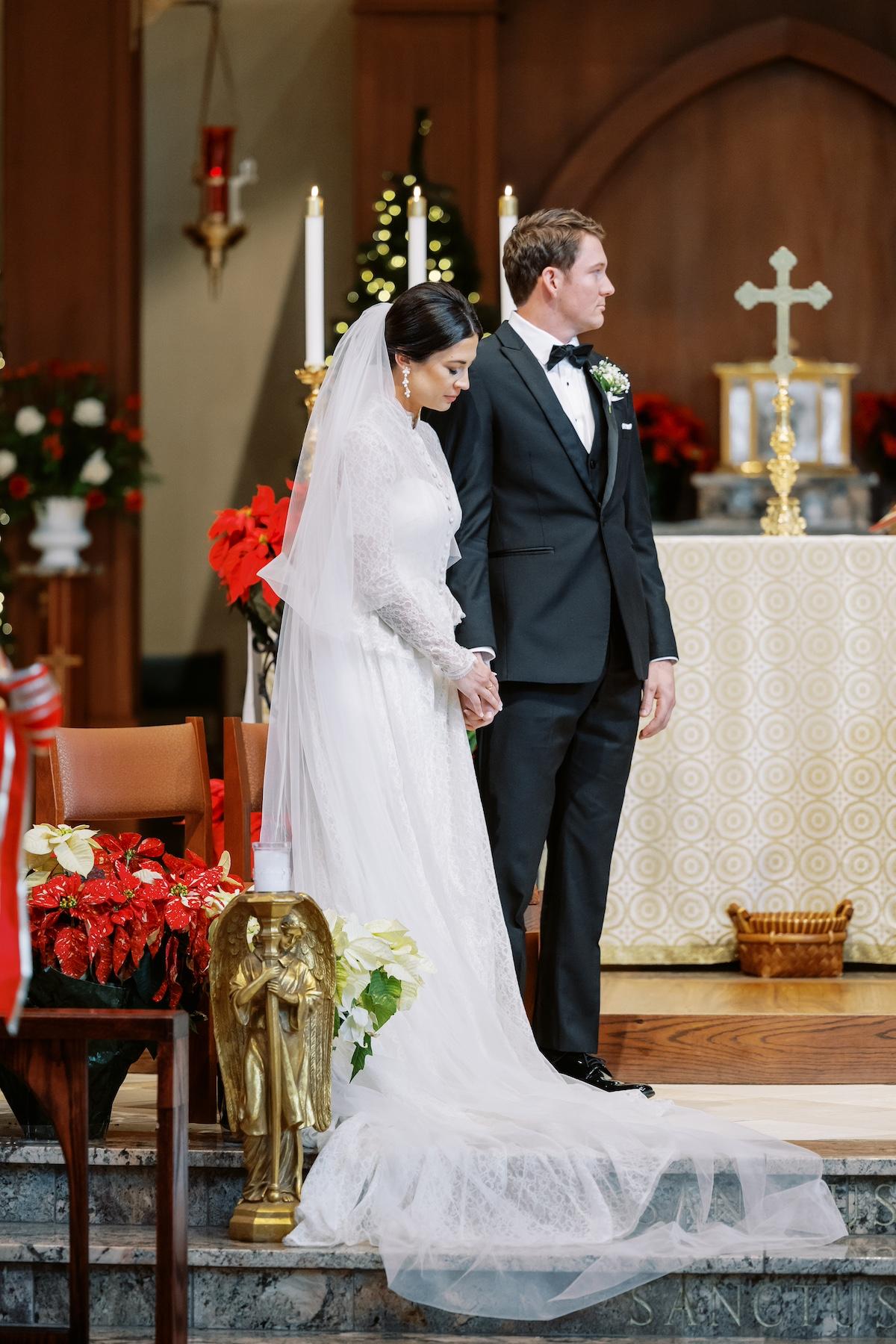 A Classic Winter Wedding at The Hotel Concord 74