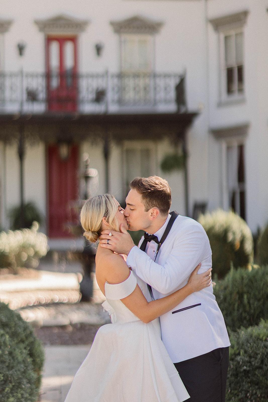 A Rustic Fall Wedding at the Richwood on the River 3