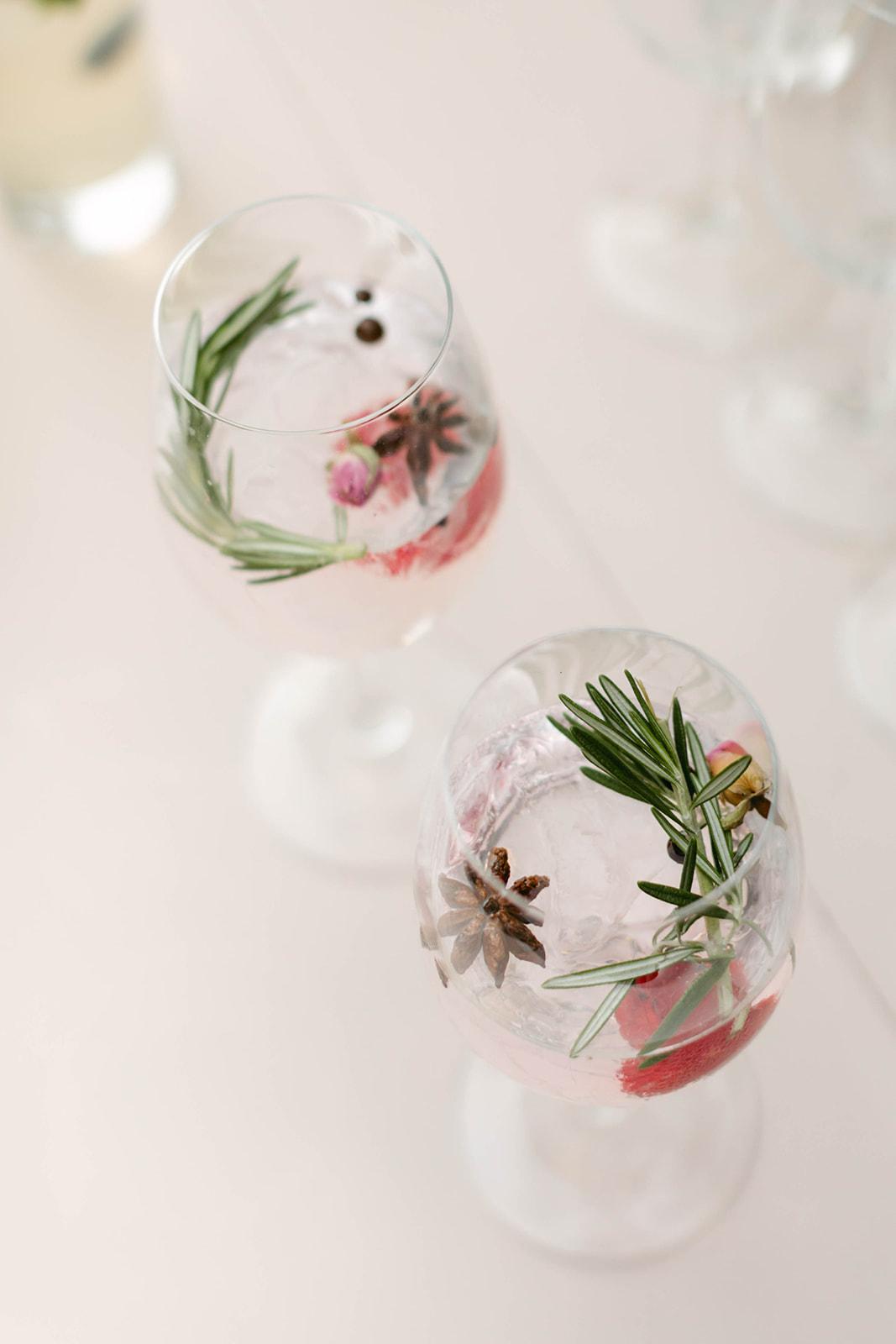 A Glamorous Fall Engagement Party in Toronto photo 4