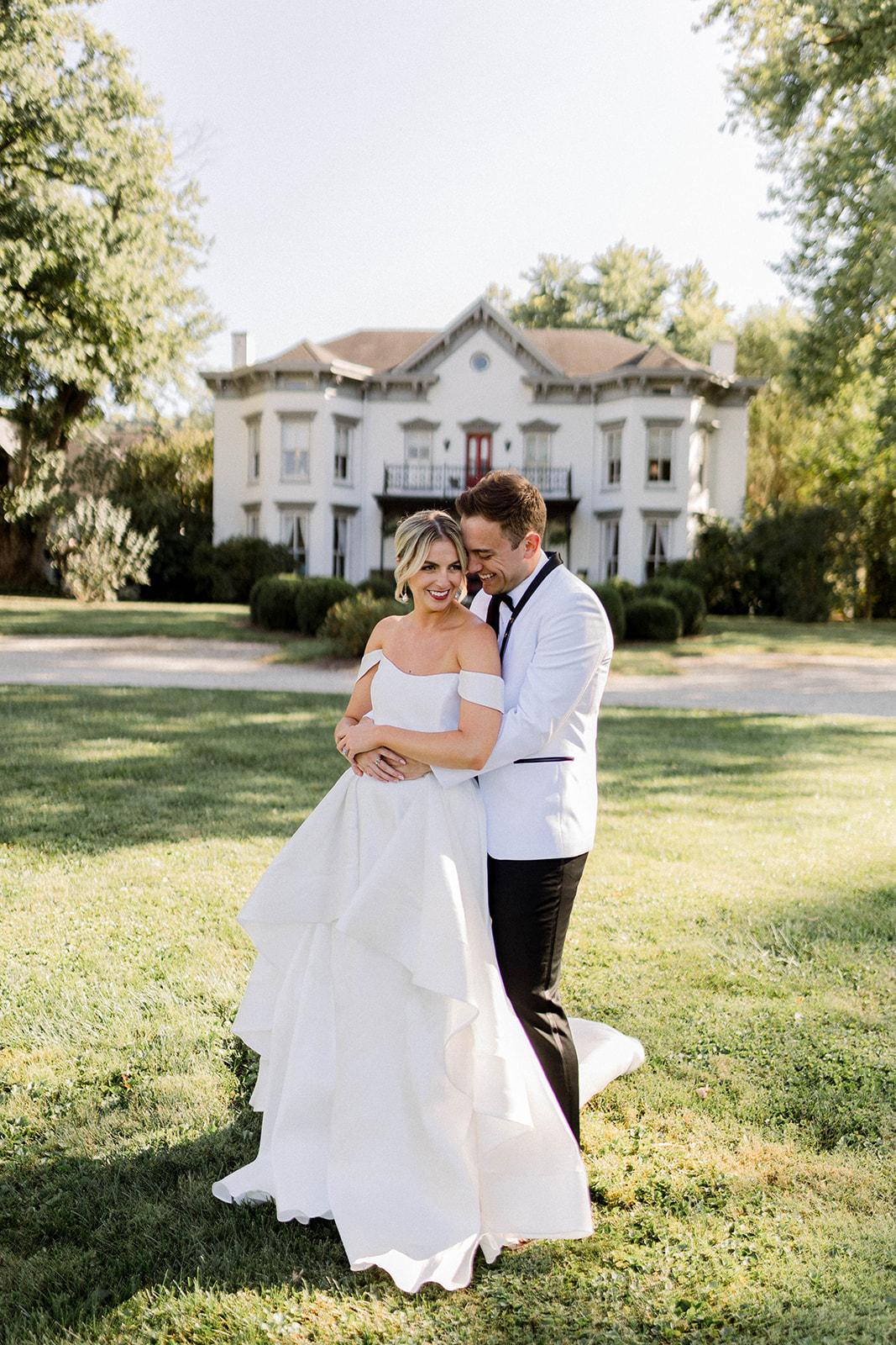 A Rustic Fall Wedding at the Richwood on the River 78