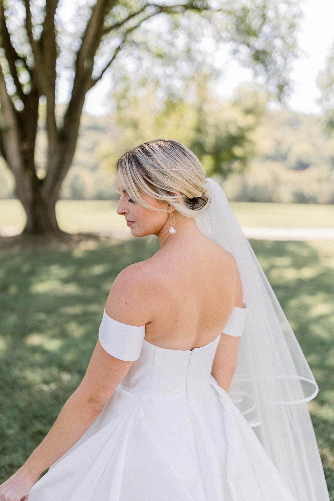 A Rustic Fall Wedding at the Richwood on the River 8