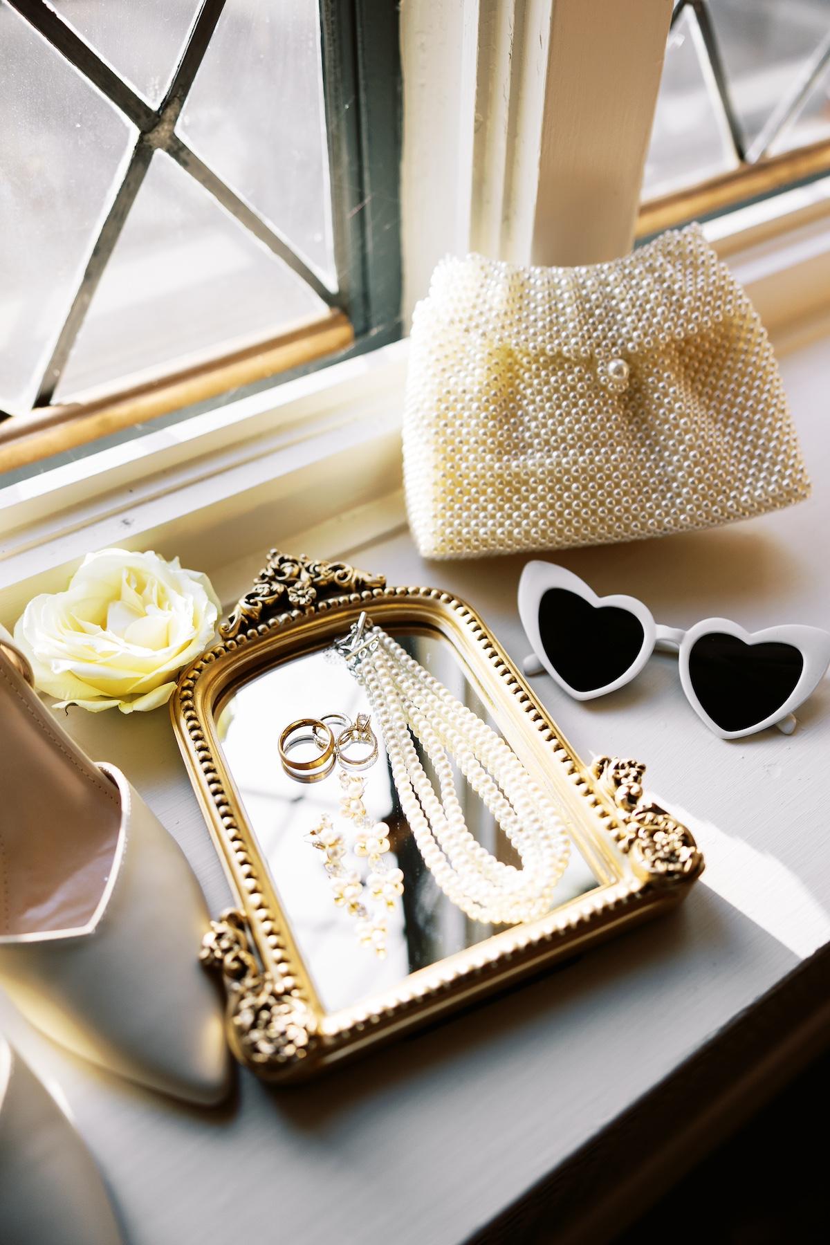 A Classic Winter Wedding at The Hotel Concord 33