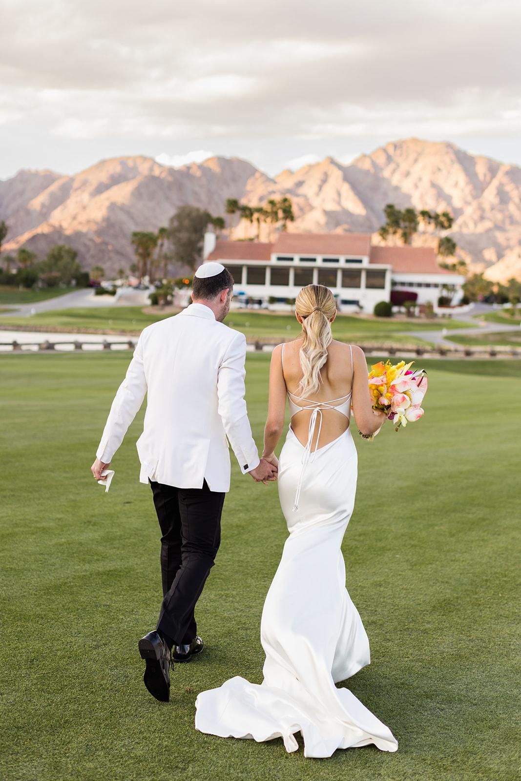 A Modern Spring Wedding at the PGA West Mountain Course photo 4