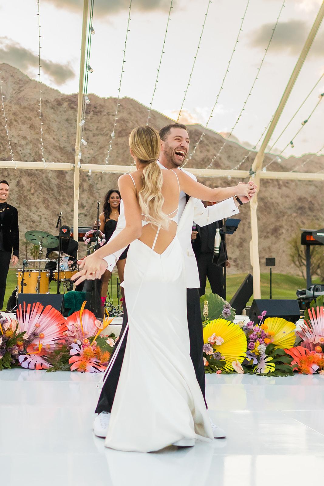 A Modern Spring Wedding at the PGA West Mountain Course 71