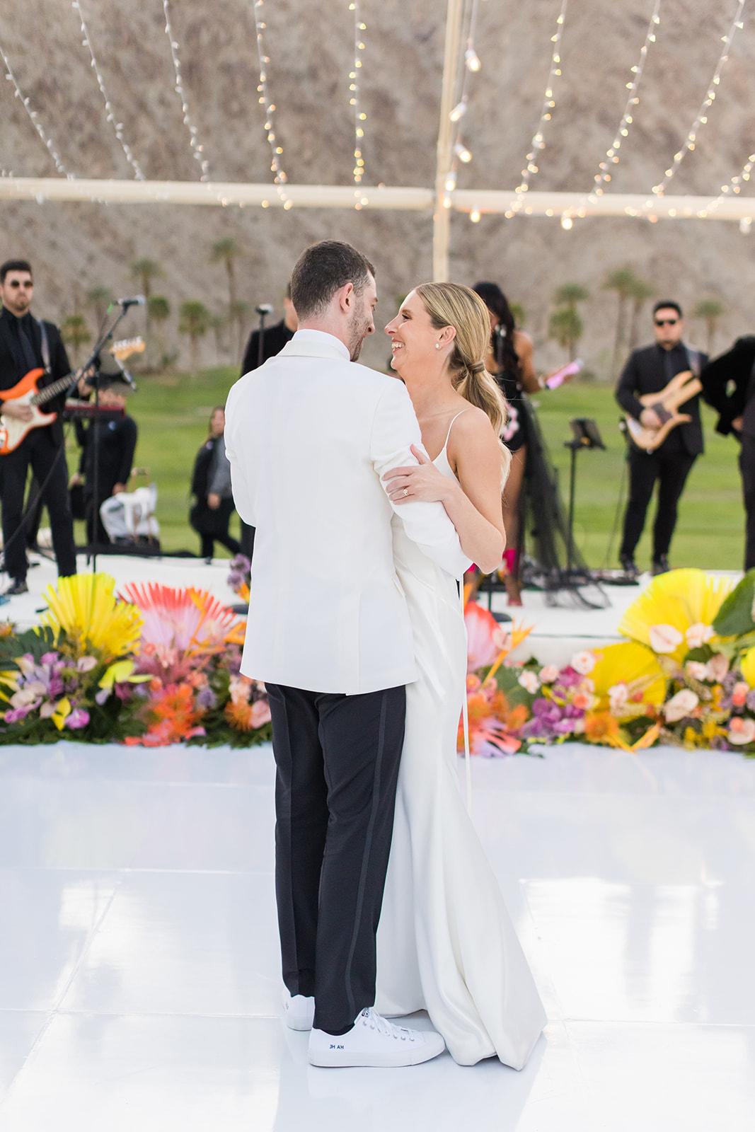 A Modern Spring Wedding at the PGA West Mountain Course 29