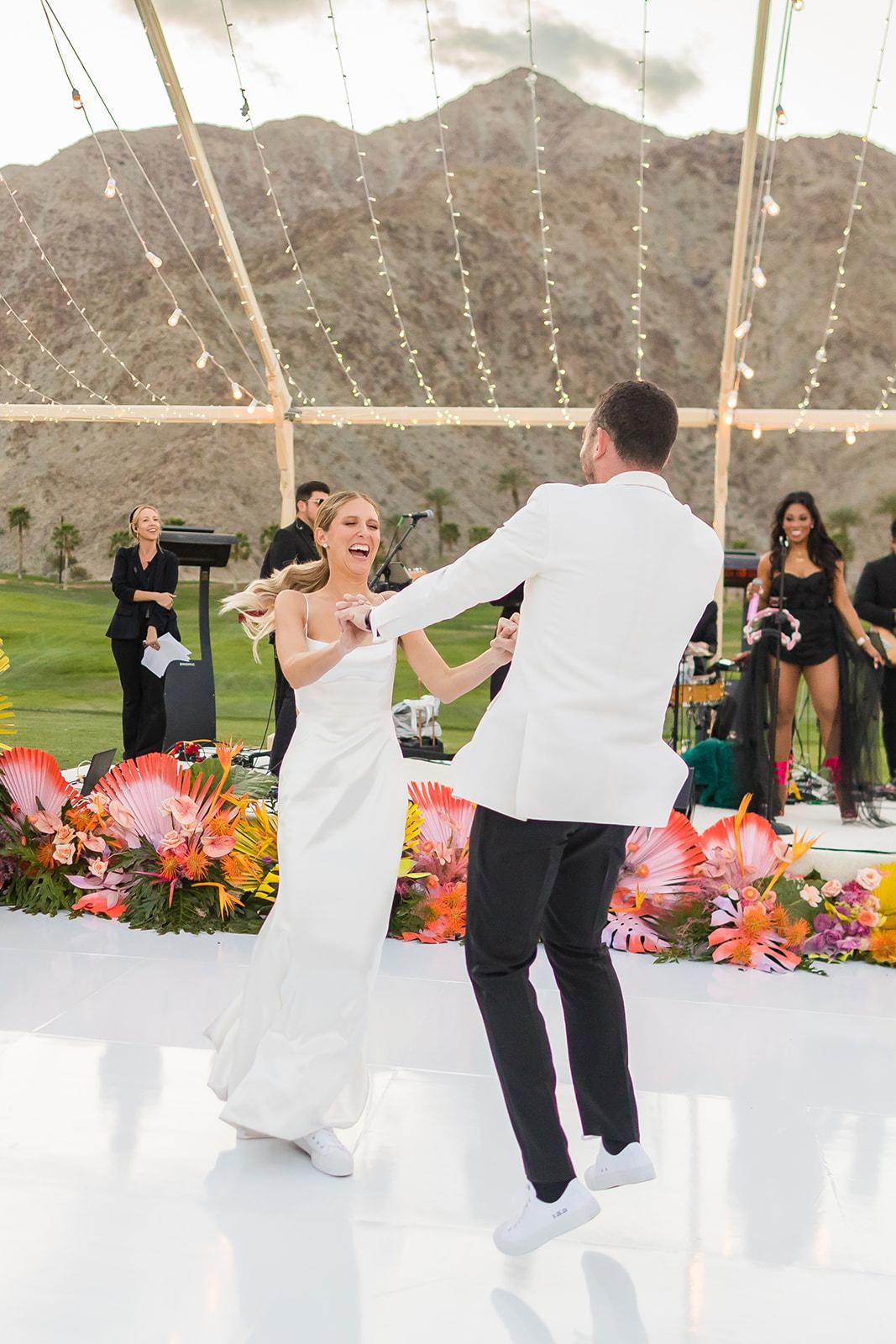 A Modern Spring Wedding at the PGA West Mountain Course 100