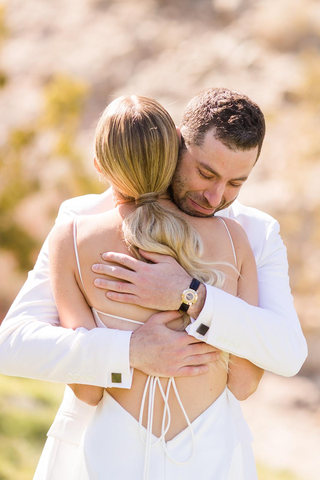 A Modern Spring Wedding at the PGA West Mountain Course 11