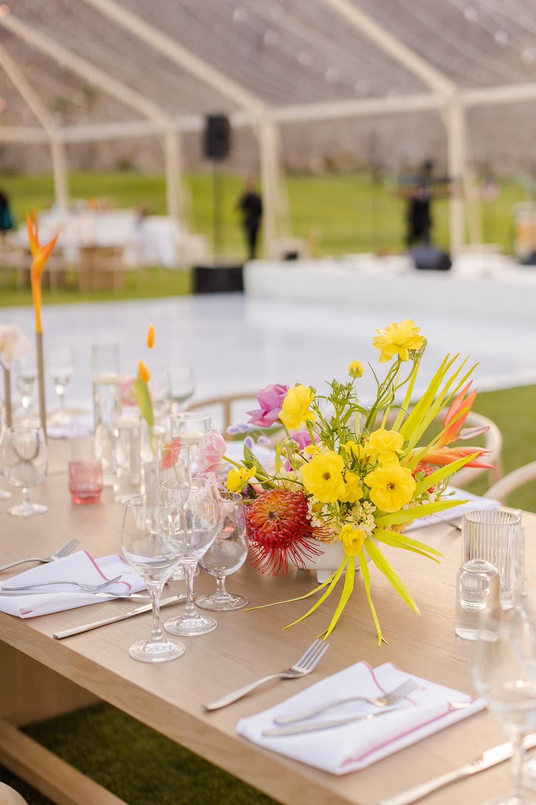 A Modern Spring Wedding at the PGA West Mountain Course 37