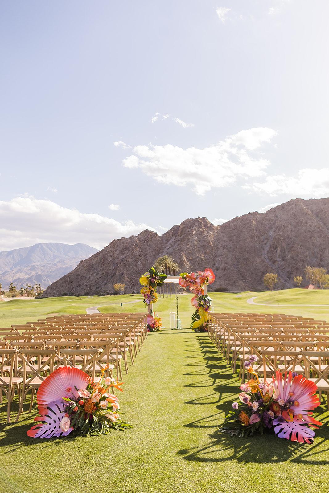 A Modern Spring Wedding at the PGA West Mountain Course 89
