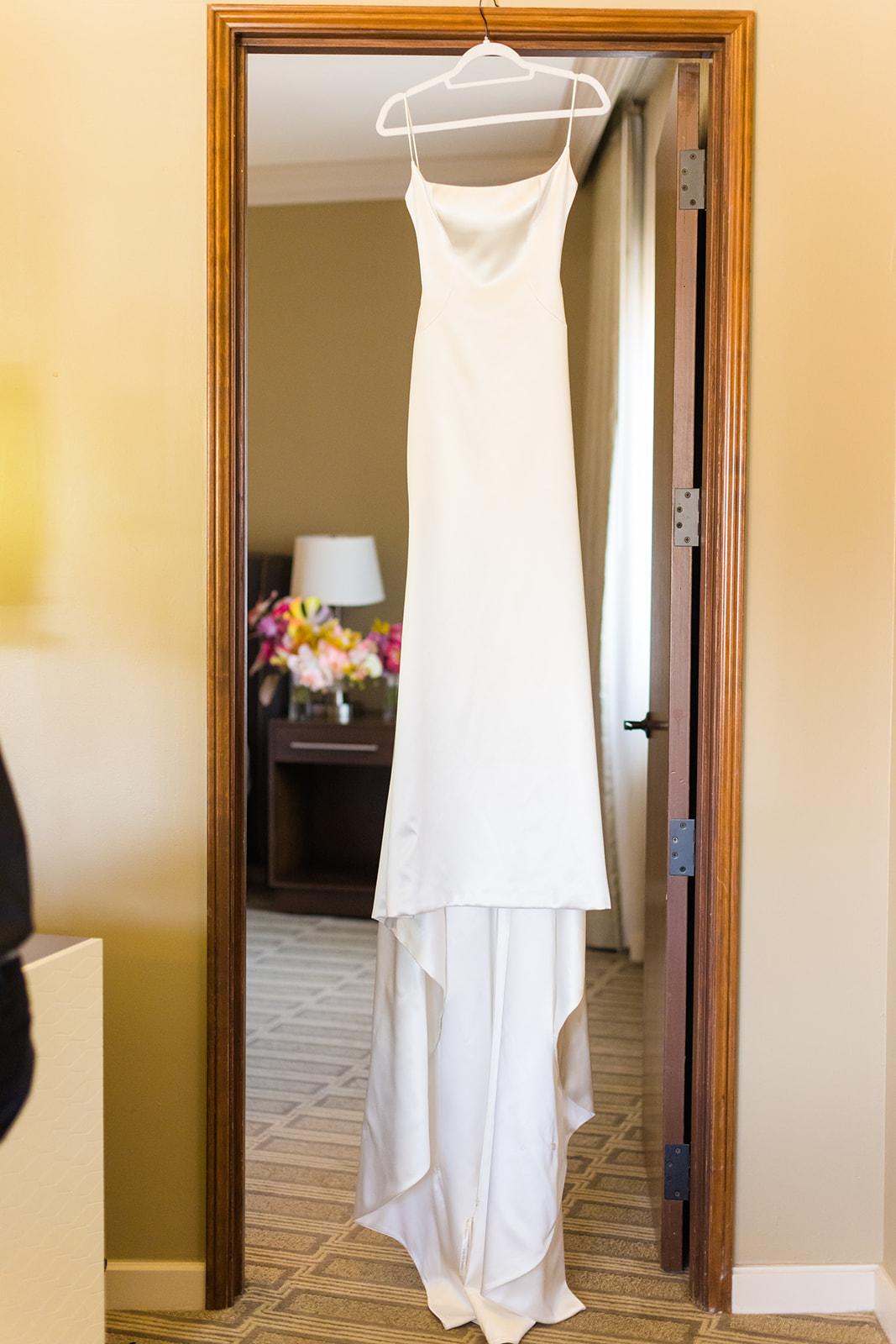 A Modern Spring Wedding at the PGA West Mountain Course 30