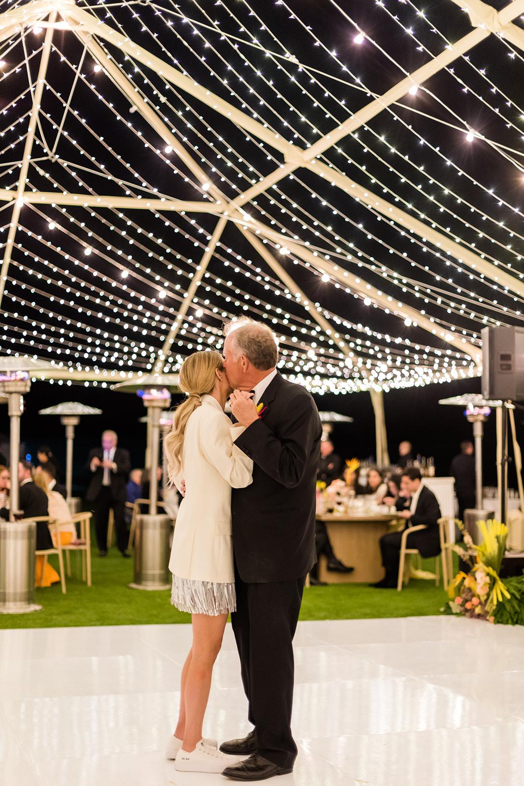 A Modern Spring Wedding at the PGA West Mountain Course 85