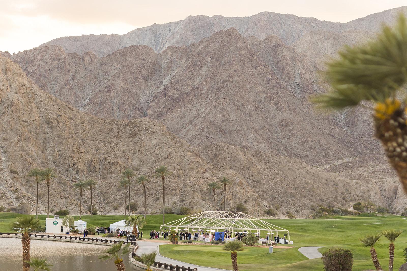 A Modern Spring Wedding at the PGA West Mountain Course 90