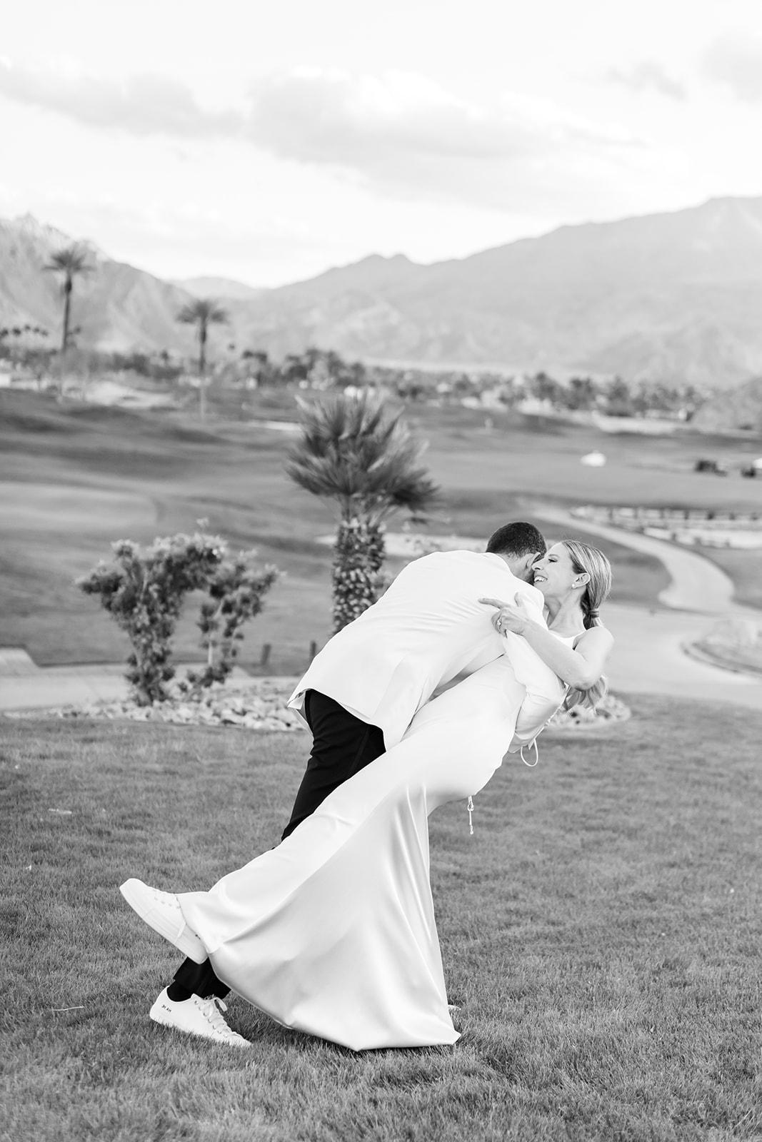 A Modern Spring Wedding at the PGA West Mountain Course 14