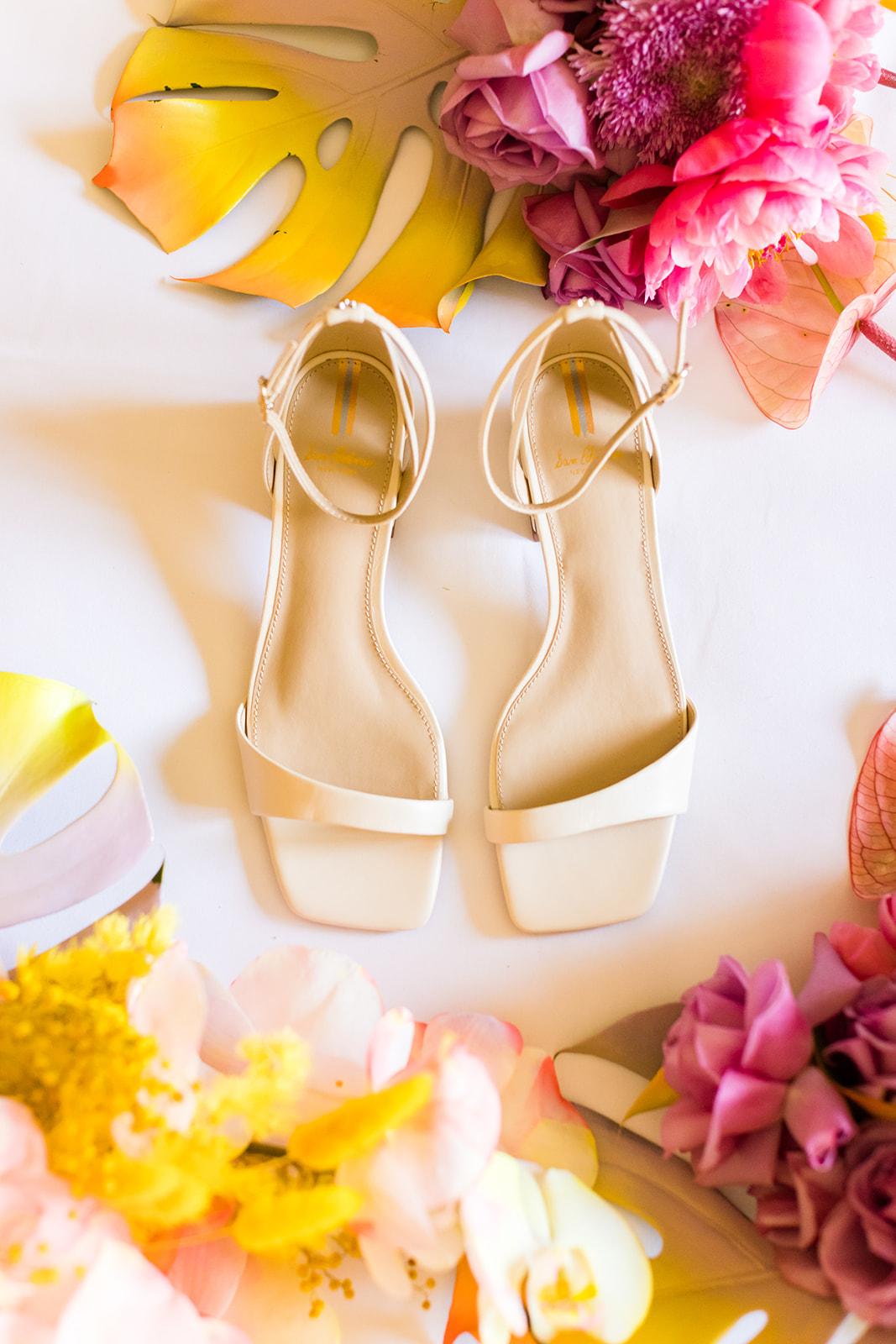 A Modern Spring Wedding at the PGA West Mountain Course 54