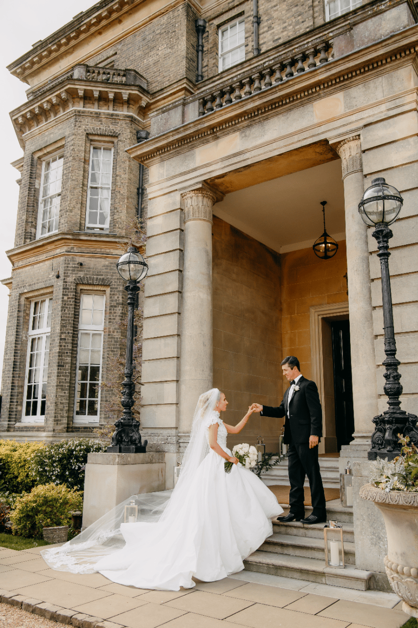A Modern Spring Wedding at Hedsor House photo 3