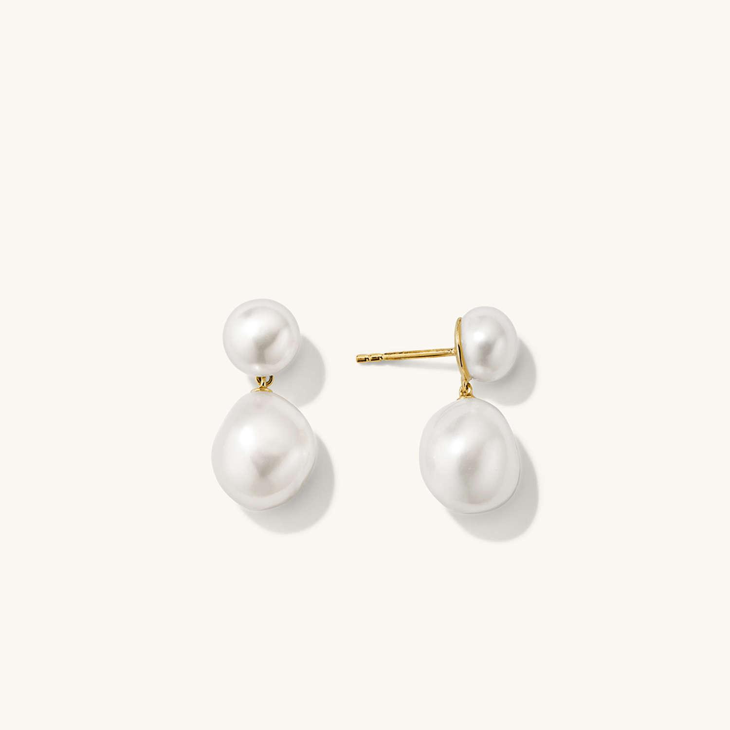 Bold Pearl Drop Earring