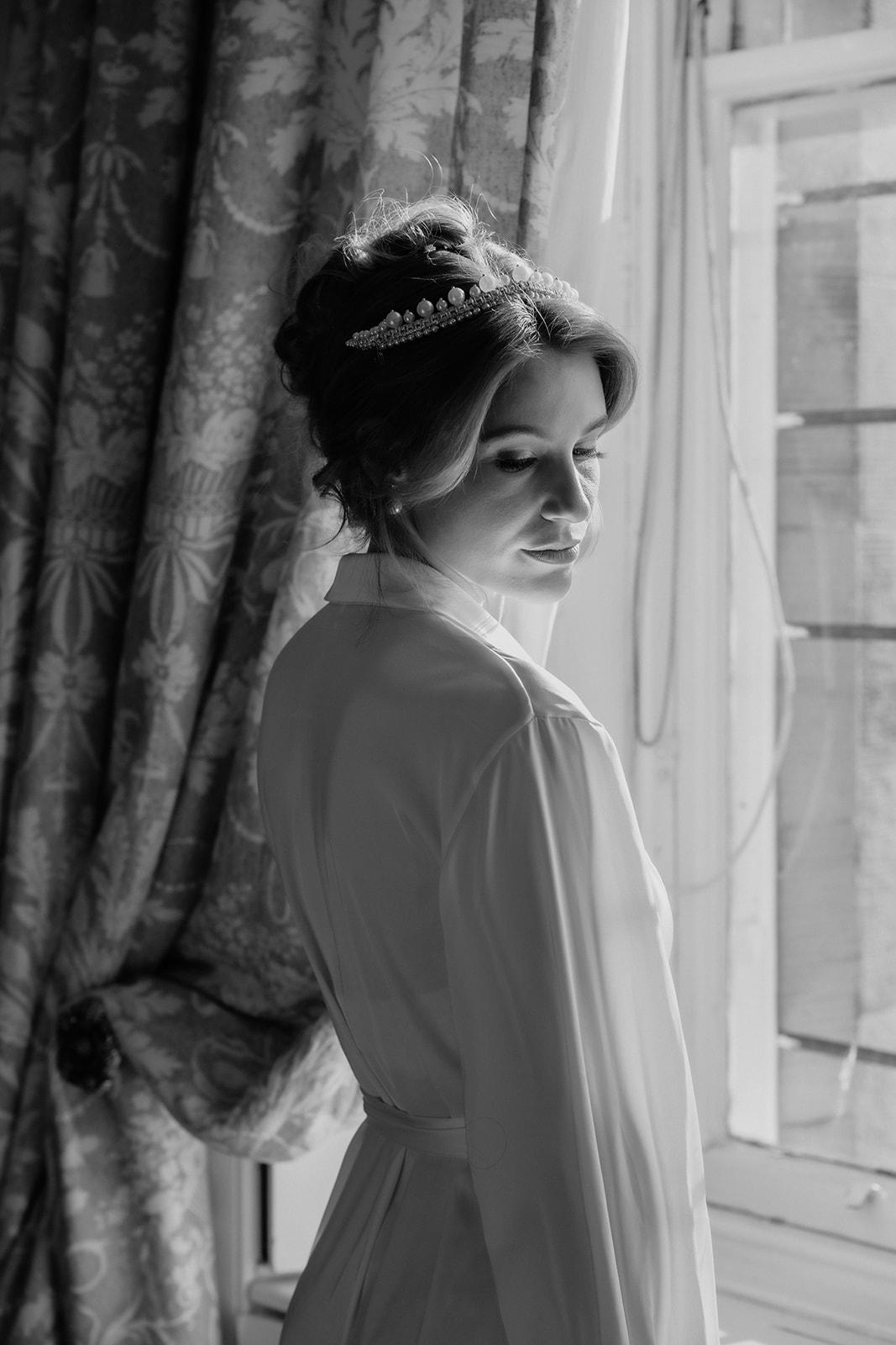 A Romantic Winter Wedding at Dundas Castle 4