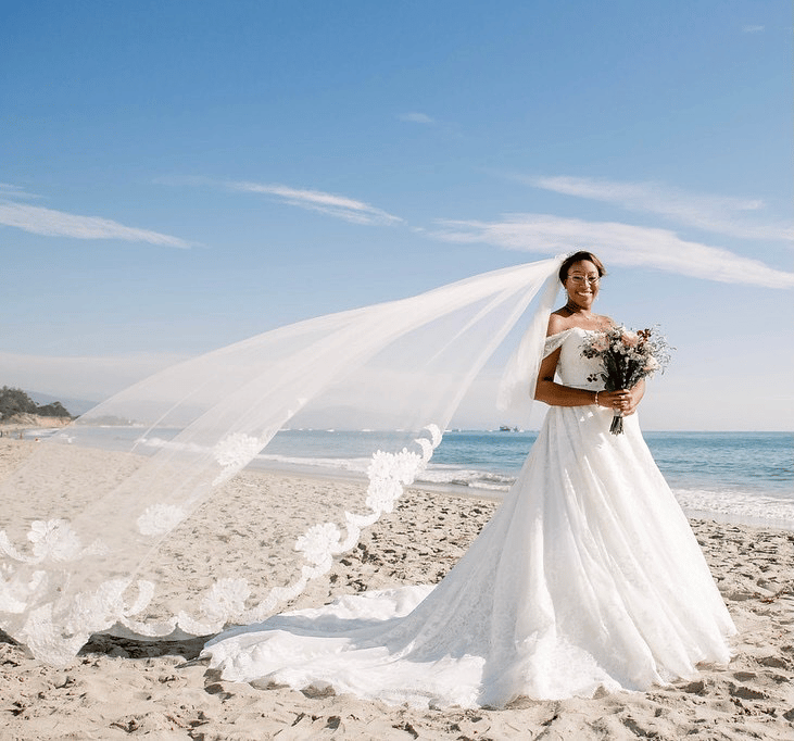 Julie Harris Designs Bridal Veils & Accessories portfolio 1
