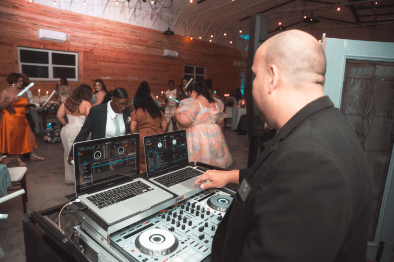 WSE DJs portfolio 4
