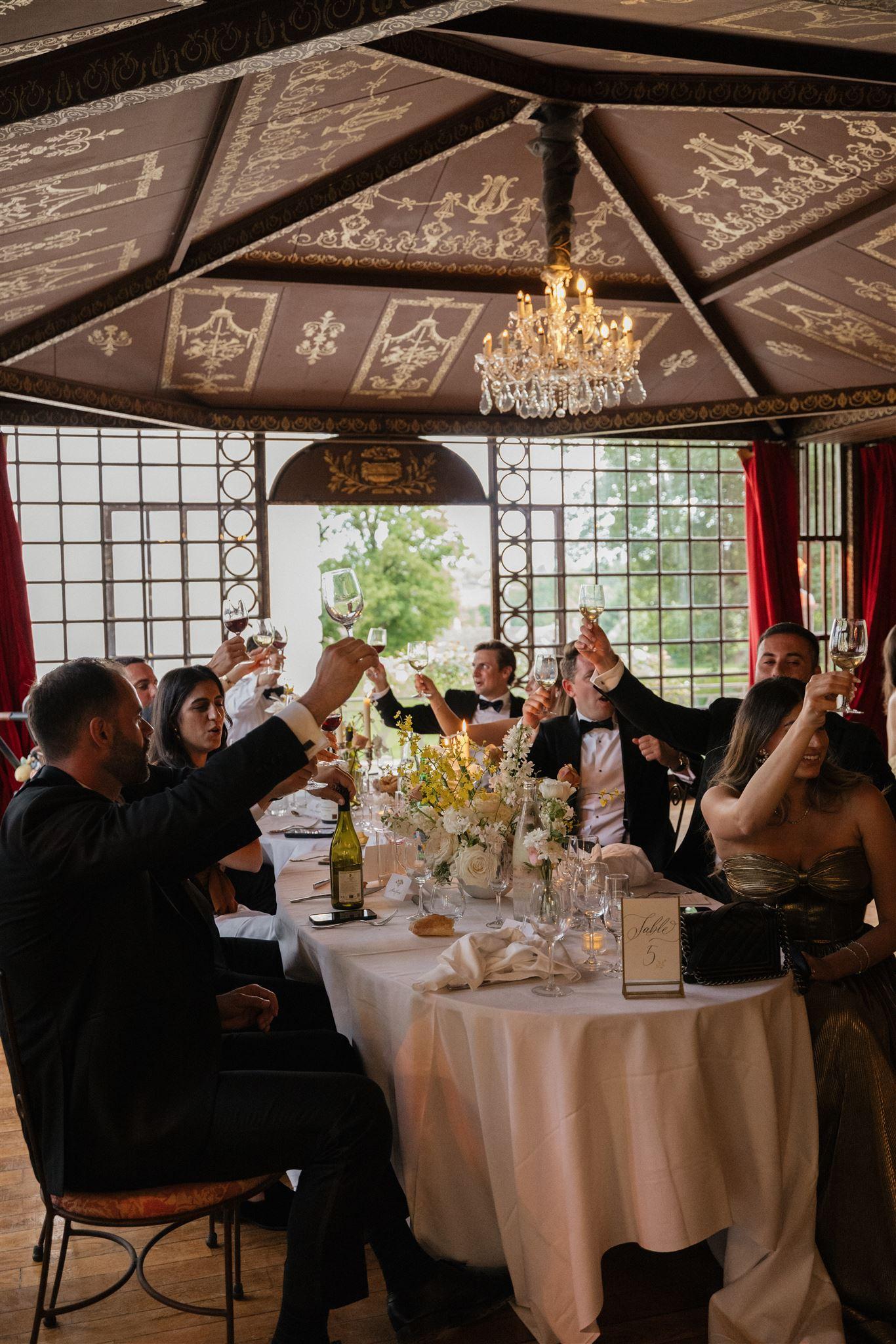 A Classic Summer Wedding at Chateau de Vallery 38