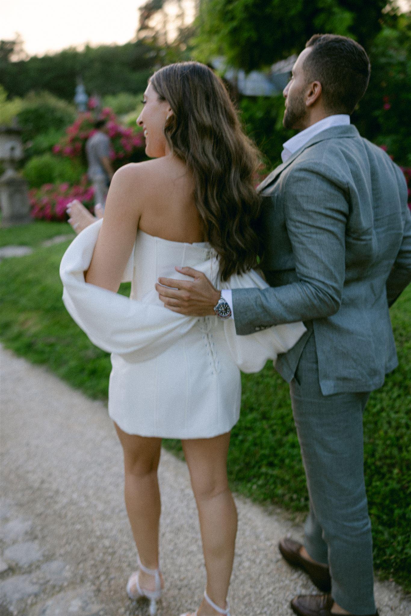A Classic Summer Wedding at Chateau de Vallery 9