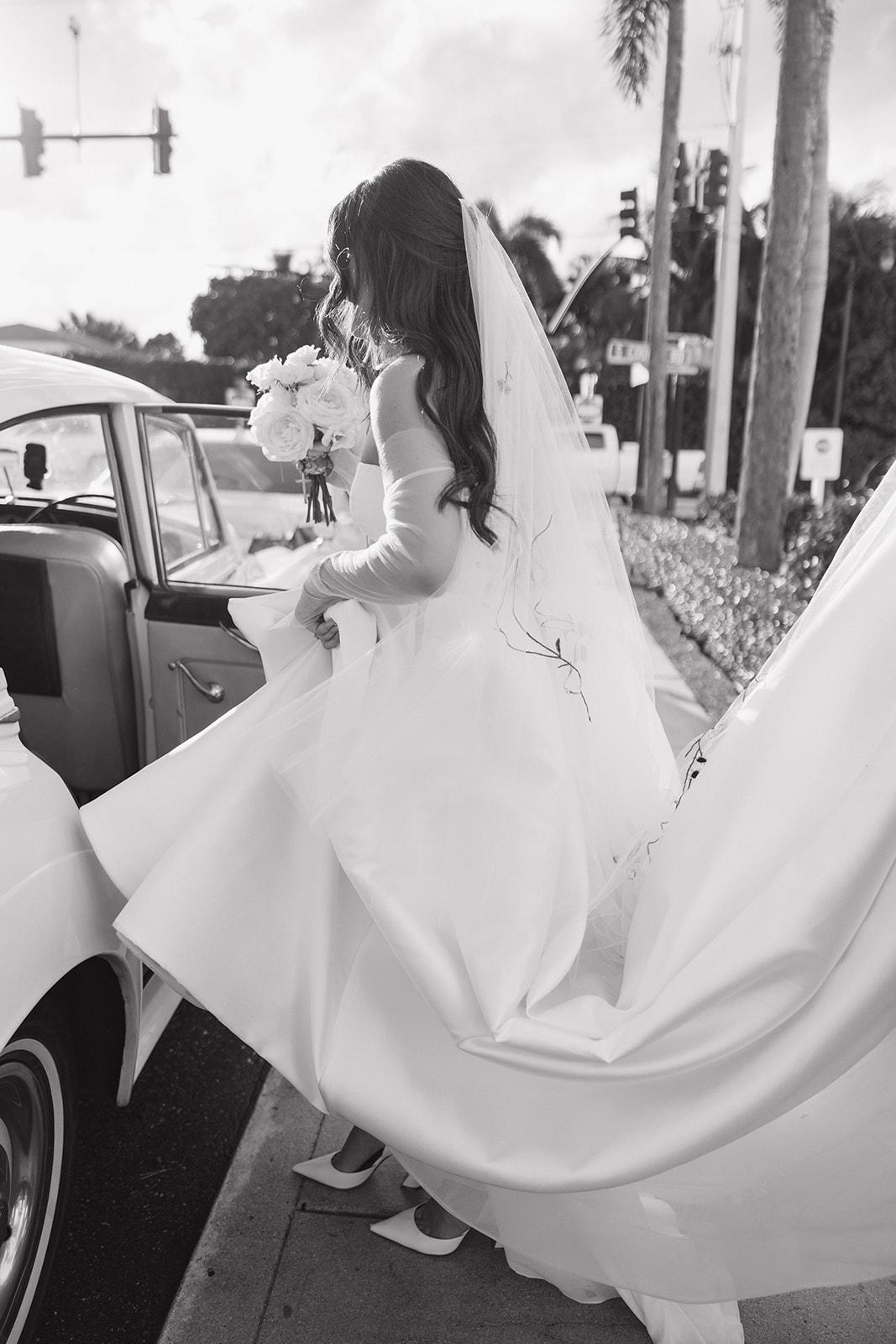 A Classic Fall Wedding at The Colony Hotel 2