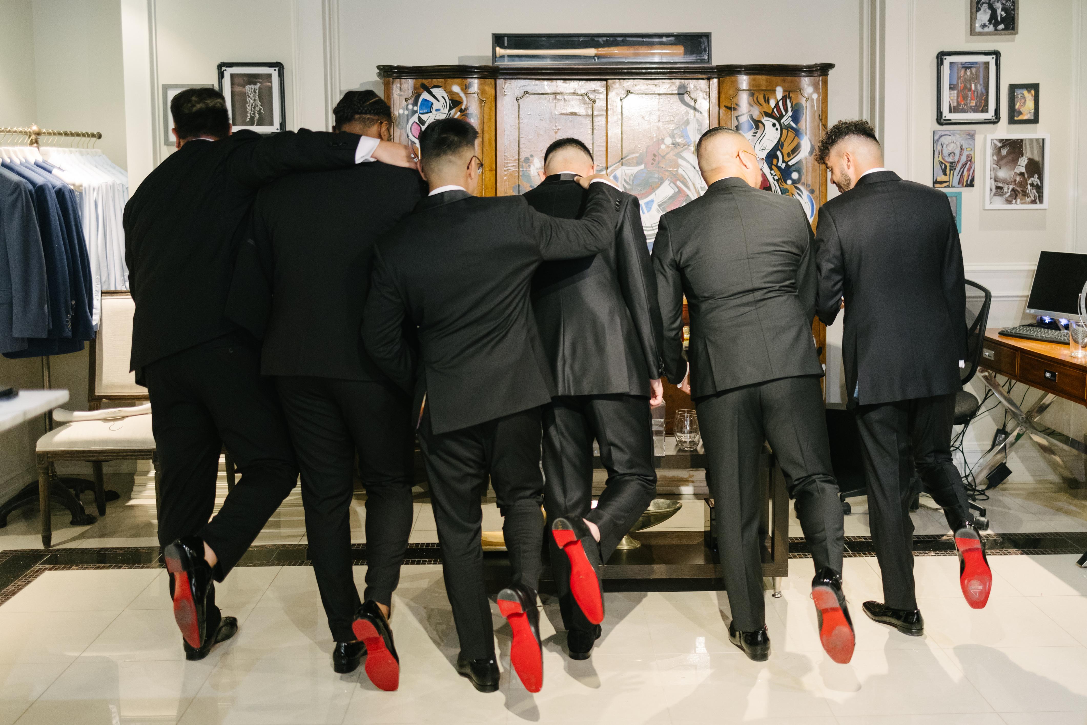 A Modern Summer Wedding at The Omni King Edward Hotel 2