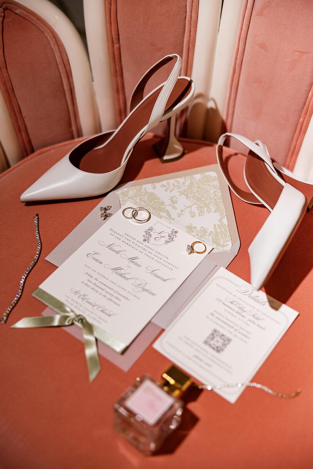 A Classic Fall Wedding at The Colony Hotel 5