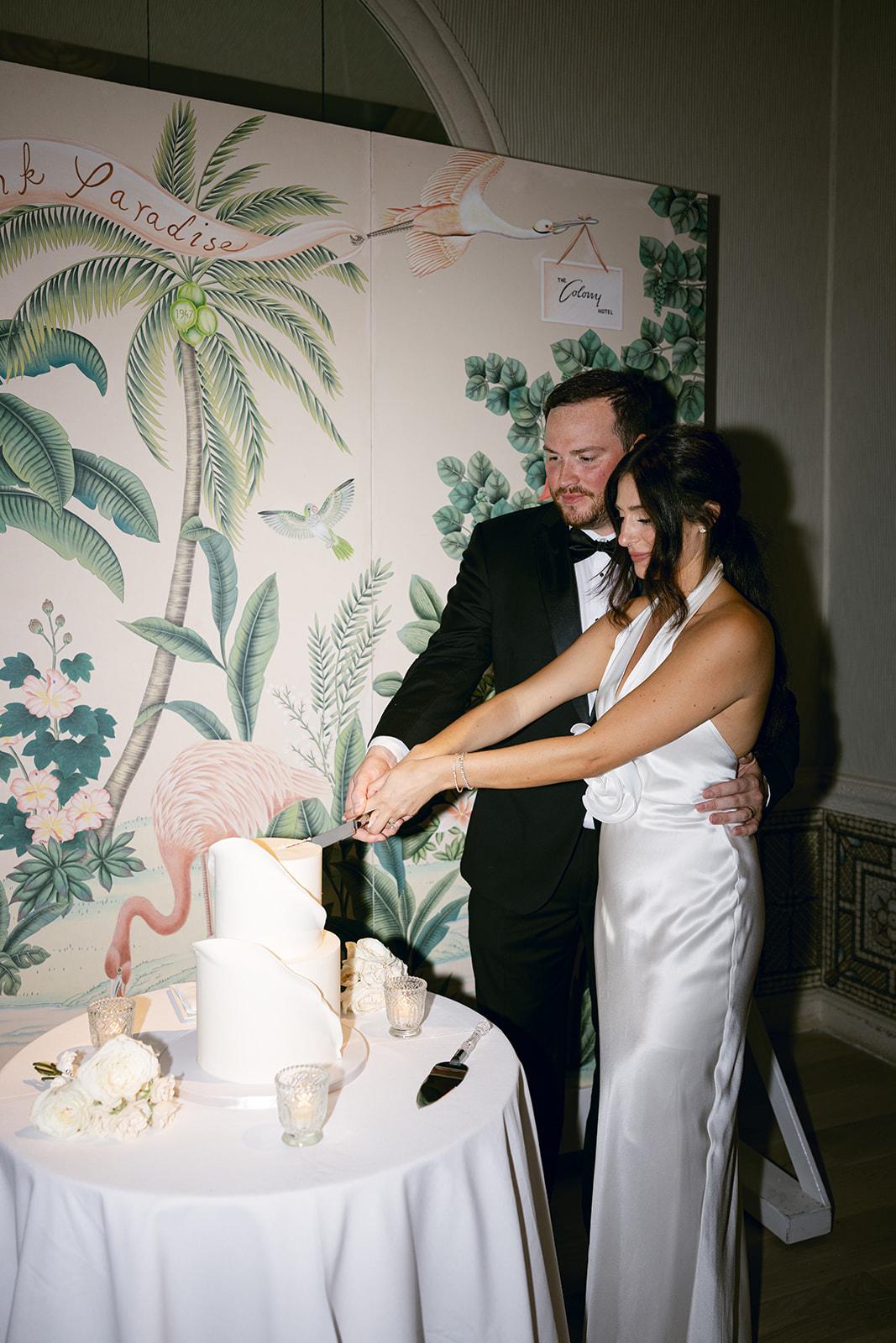 A Classic Fall Wedding at The Colony Hotel 18