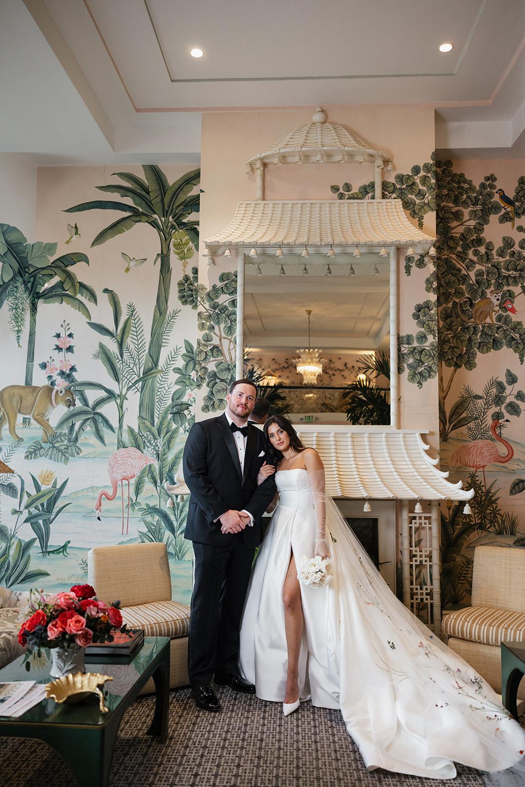 A Glamorous Fall Wedding at The Colony Hotel photo 4