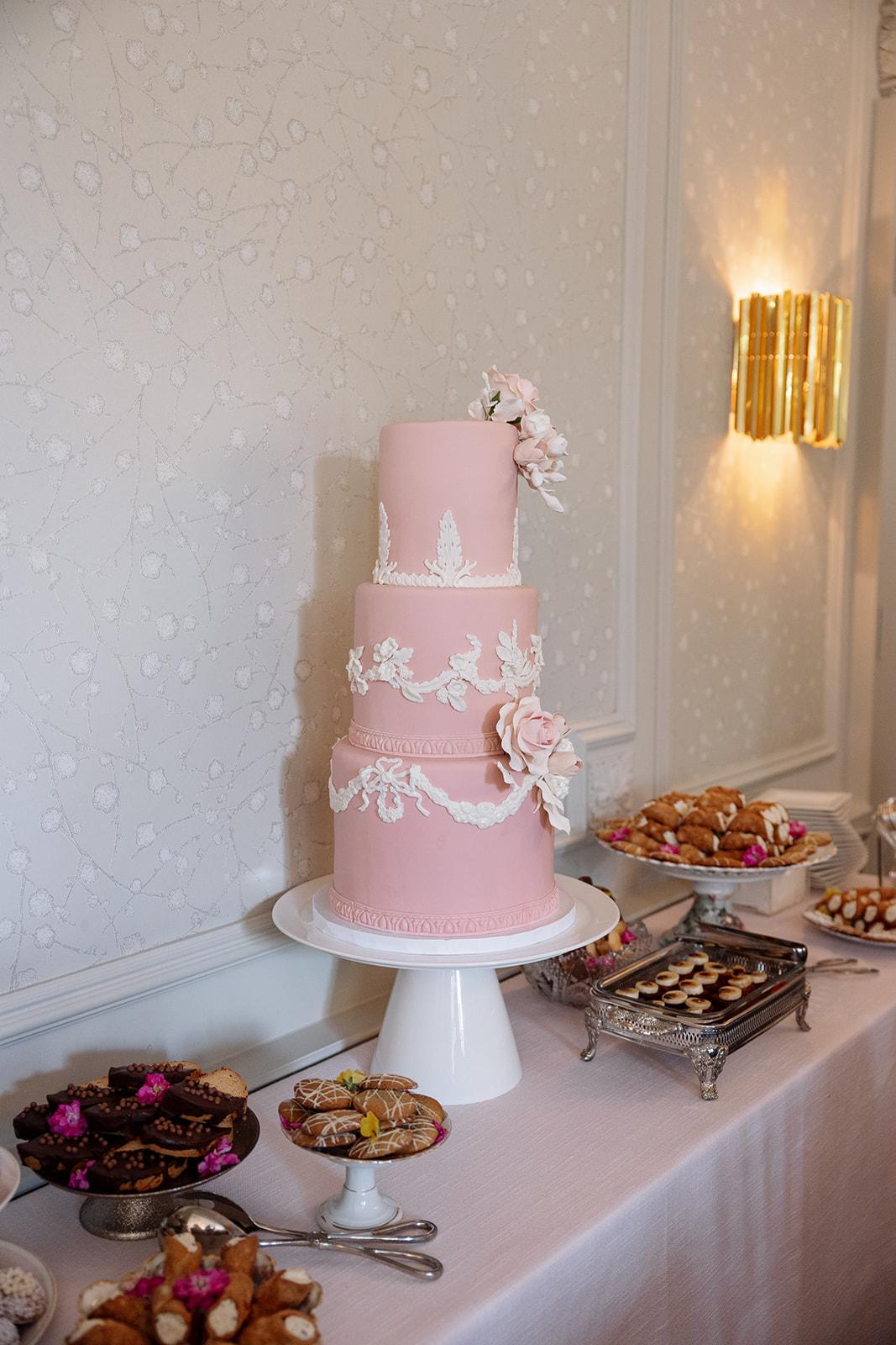 Fine Cakes By Zehra